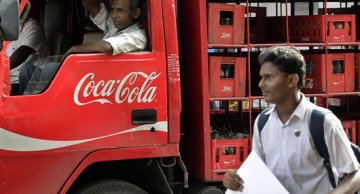 印度多家商店宣布抵制百事和可口可乐